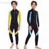 Mute Mute stagne Muta intera Bambini Muta da sub in neoprene da 2 mm Per ragazzi Ragazze Surf Costumi da bagno Scuba Costume da bagno subacqueo per apnea per bambini Tenere al caldo HKD230704