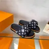 Tasarımcı Unisex Moda Sandalet Mavi Erkek Sandal Platform Pembe Üzüm İç Mekan Duman Chaussures Beyaz Aqua Siyah Midnight Donanma Kraliyet Gençlik Terlik Loafers