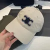 Casquette Designer Cap Luxury Man Kadın Beyzbol Kapakları Moda Takılmış Şapka Mektubu Güneşlik Şapkası Çok İyi