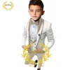 Anzüge Kinderanzug Hochzeit Smoking Dreiteilige Jacke Hose Weste Benutzerdefinierte 3-16 Jungen Kleidung Blazer Set Rot Komplettes Outfit conjuntos de blazerHKD230704