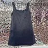 Vestidos casuais básicos designer 2022-cinza denim mulheres vestido vintage crachá designer saias personalidade sem mangas roupas 8gyh q17v