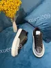 2023 New Top Luxurys 여성 남성 캐주얼 신발 디자이너 신발 레이스 업 캡슐 시리즈 컬러 매칭 플랫폼 운동화 크기 35-46 DC220605