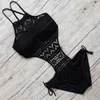 Swimwwear Women Sexy One Piece Swimsuit Backless Halter Beach Swimswwear Crochet Bikini Bathing Fulging 2021 Black Swimming Suite pour femmes J230704