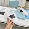 Ontwerpers Vrouwen Casual Schoenen Mannen Geborsteld Leer Sneakers Platform Schoen Mode Kleine Witte Schoenen Running Trainers Maat 35-45 met Doos NO446