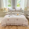 Set di biancheria da letto Cotone vintage stile country francese Set da principessa Copripiumino con bordo arricciato floreale Federe per lenzuola piatte / con angoli