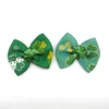 Vêtements pour chiens 20/50/100 pièces/ensemble cheveux fleur trèfle vert Style pastoral animaux de compagnie arcs accessoires bandes élastiques chat décoration