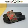 Met doos Strandslippers Gestreepte slippers Rubberen schoenen Bijencanvas Groene bloemen Gematelasseerd Rood satijn Glijbaan Web Boog Aardbeienprint Heren Dames ZS 9521