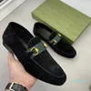 Designer heren loaferconstructie Donkerbruine suède geklede schoenen Leren zool Zakelijke schoen