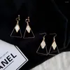 Boucles d'oreilles pendantes Géométrique Placage Triangle Créatif En Forme De Diamant Coquille Percé Oreille Clip Et Crochet Fin