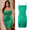 Fritidsklänningar Slipklänning Tub Satin Vit Svart Blå Grön Solklänning Solklänningar Dam Sommar 2023 Spaghetti Strap Bodycon Mini Kort Robe