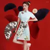 Ethnische Kleidung National Tide Cheongsam-Rock im Jahr 2023 Das weibliche Fried Street Short verbesserte rote junge Brautjungfernkleid