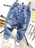 Jeans enfants garçons vêtements de mode pantalons déchirés Denim vêtements enfants bébé garçon Cowboy pantalons longs AS23 230704