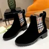 Laarzen Chelsea Luxe Designer laarzen doc martens koeienhuid kasjmier Damesschoenen Gestreepte Plaid Stretchband Mode Laarzen Lage Hak 4 cm Casual Ronde Tenen Enkellaars