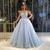 파티 드레스 2023 우아한 스카이 블루 댄스 댄스 반짝이는 A- 라인 공주 여성 연인 끈이없는 공식 이브닝 가운 크리스탈 벨트