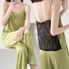 Vêtements de nuit pour femmes Dentelle Patchwork Pyjamas Costume Avec Pantalon Lady Satin Strap CamiPants 2 PCS Sleep Set Sexy Home Wear Lingerie Casual