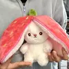 35 cm créatif drôle poupée carotte lapin en peluche peluche doux lapin se cachant dans un sac de fraise jouets pour enfants filles cadeau d'anniversaire