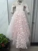 2023 Lovely Pink Flower Girls Dresses Jewel Neck Tulle Lace Beads Long Sleeves 바닥 길이 3d Floral Kids Girl Pageant Gowns Real Image