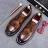 Chaussures habillées augmentées hommes formel en cuir véritable brogue affaires 2023 marque hommes Oxfords mode Vintage mocassins