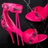 Sandales Romaines 2023 Été Femmes Chaussures De Luxe Designer Multi Couleur Série Moto Style Talon Aiguille chaussure 10.5 cm Métal Rivet Poisson Bouche Sandales 35-42