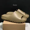 toboggan en mousse pantoufles design pour hommes femmes Sandales Clog EVA Confortable Glow Green Soot Onyx Black Bone Resin Desert Sand Slides Slider shoes