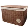 Aufbewahrungskörbe Der Home Willow Organizer erhält eine Korbbox, die eine große Anzahl von Rattan trägt und Kleidung aufnimmt