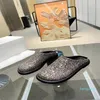 2023 Designer Sandales D'été Talon Plat Sandales Noir Casual Chaussures De Plage En Plein Air Intérieur Salle De Bains Pantoufles