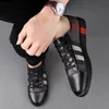 Zapatos de vestir Hombres Mocasines s Diseñador casual Zapatillas de deporte de alta calidad Zapatos Zapato de lujo Hombre Moda 230130