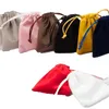 100st 5x7cm Velvet Drawstring Pouch Bagjewelry Bag Christmaswedding Presentväskor Black Red Pink Blue 8 Color GC1736623055