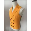 Gilet da uomo Gilet doppio petto giallo per abito da uomo slim fit Gilet personalizzato con risvolto Cusual Wedding Tuxedo Gilet 230705