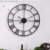 Wall Clocks Nordic Roman Numeral Metal Wall Clocks Retro Hollow Iron Round Art Black Gold Large Outdoor Garden Clock Home Decoration 40/47CM Y200110 Z230706