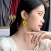 Boucles d'oreilles pendantes Hong Kong marguerite femme 2023 marée tempérament coréen fleur fraîche en ligne célébrité argent aiguille