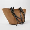 أكياس الكتف Beach Bag Bag Straw منسوجة اللون سلة خياطة سعة كبيرة منسوجة يدويًا الأزياء