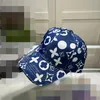 2024 KOLOR BALL CAP Luksusowy projektant designerski czapkę ciężarówek czapka haftowane litery prezent