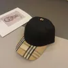 Boné de beisebol casquette Designers chapéu de luxo Listras Moda Letras Clássico Versátil Mulheres Homens Simples e casual Esportes Bola Bonés Viagens Chapéu de sol Qualidade muito boa