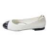 Piccole ballerine profumate Scarpe da donna dolci piatte in pelle Mary Jane Camelia per donna