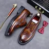 Chaussures habillées augmentées hommes formel en cuir véritable brogue affaires 2023 marque hommes Oxfords mode Vintage mocassins