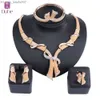 Hanger Kettingen Dubai Zilver Kristal Sieraden Set Groothandel Bruidsaccessoires Nigeria Bruiloft Ketting Oorbellen Bijoux Dames Sieraden Set Z230706