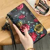 Echt Lederen Portemonnee Vrouwen Clutch 2022 Nieuwe 3D Rose Bloem Portefeuilles Luxe Designer Portemonnee Grote Capaciteit Vrouwen Walet Met Kwastje