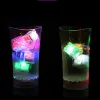 240 szt. Wystrój strony LED Czujnik wody Musujące kostki lodu Luminous Night Light Holiday Bar Dekoracja kubków weselnych