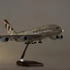 Model odlewu 1 160 skala 50 5CM samolot 380 A380 ETIHAD linia lotnicza W światło i koło plastikowy samolot z żywicy do kolekcji 230705