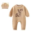 Otoño Invierno mamelucos para bebés recién nacidos niñas niños suéter mono sombrero 2 uds conjuntos de manga larga mono diseñador ropa para niños