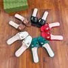 Terlik Sandalet G-Slipper Slipper Slayt Kadınlar Birleştiren Kesme Ayakkabıları Leydi Flip Flops Plajda Slide Slayt Düz Yürüyüş T24635