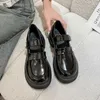 Chaussures habillées 2023 été Mary Janes Style japonais filles décontracté Kawaii couleur Pure femme boucle Vintage talons moyens sandales mince