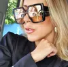 Occhiali da sole Brand Design Oversize Square Tom per donna Uomo Fashion Retro Summer Driving Travel Uv400 Grandi occhiali da sole