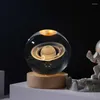 Lampes de table 3D Sculpté Boule De Cristal Lampe De Bureau Glowing Planet Galaxy Éclairage Décoratif USB Atmosphère Pour Enfants Cadeaux Spéciaux