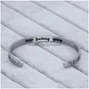 Polsino Keep Ing Going Bracciale rigido in acciaio inossidabile per donna Uomo Personalizzato Lettera incisa Freccia Bracciale aperto Amico Inspirational Drop Dhpxn