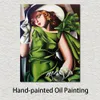 Handgjord tjej i grönt med handskar Tamara De Lempicka Målning Canvaskonst Modernt porträttkonstverk Sovrumsinredning