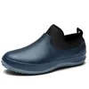 Sandaler Man 2389 Säljer kockskor Slip-on Eva Kitchen Work Men Anti Slip Rain Shoe Mens Outdoor Water S