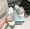 Женские дизайнеры Slipper Sandal