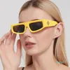 Kobieta Okulary przeciwsłoneczne Cat Eye Projektant Męskie okulary przeciwsłoneczne Flower Side Projektantki damskie Okulary Fashion Ladies Shade Beach